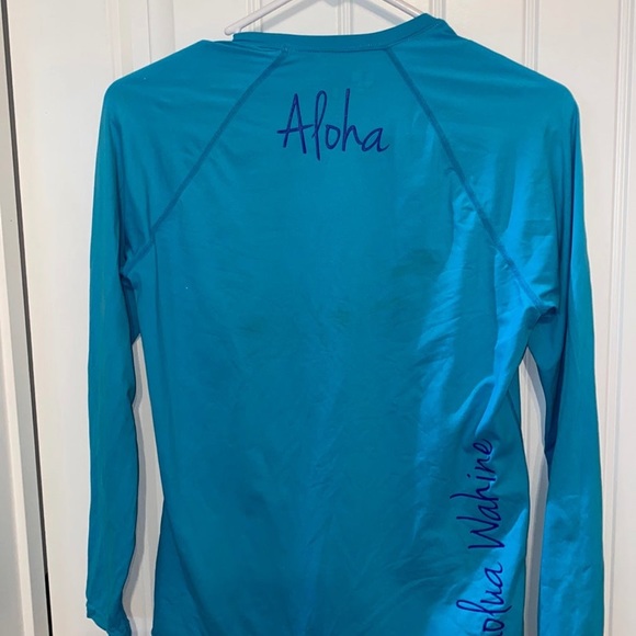 Long Sleeve Swim Shirt size S - Picture 4 of 4